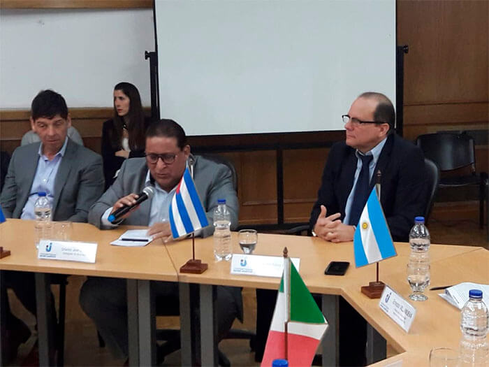 nicaraguenses-obtienen-doctorado-internacional-argentina-